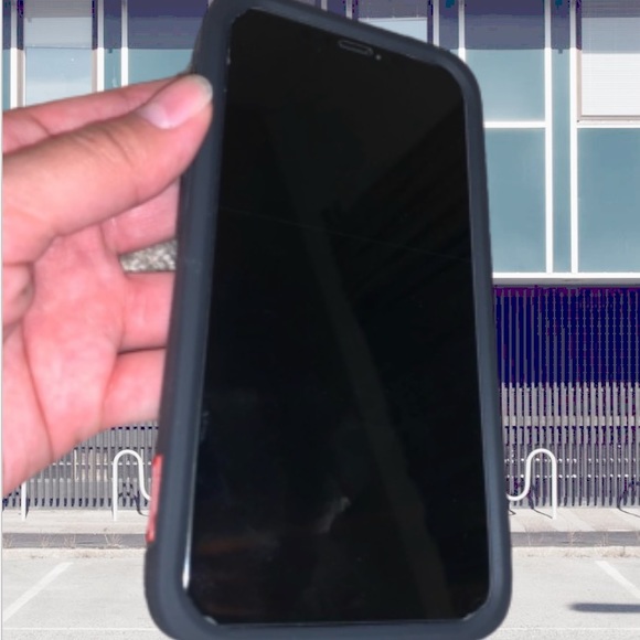 >💟FREE WITH $140. PURCHASE OR $21 iPHONE CASE THICK SHOE LIKE VANS BRAND NEW - Picture 4 of 13